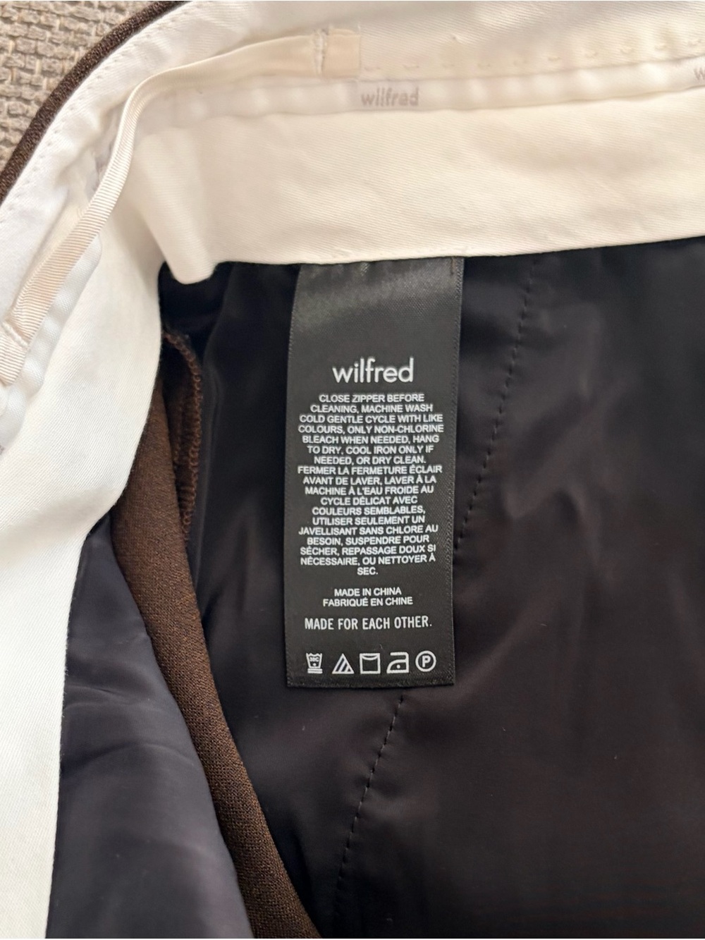 Aritzia Effortless Pant Wide Leg Women's Pants in Dark Brown - Picture 4 of 7
